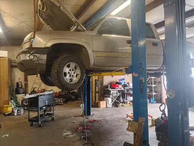 In & Out Auto Care