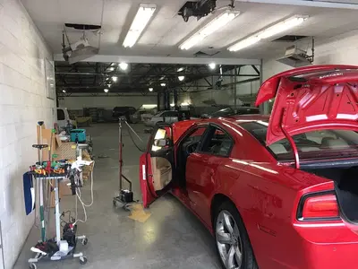 Sunny King Collision Center / Body Shop