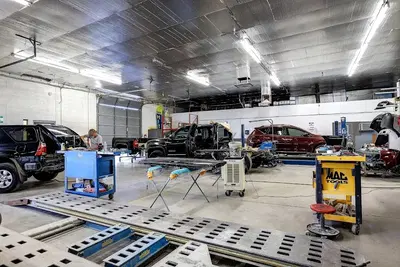 Campus Body Salon Ltd. (Collision Center)