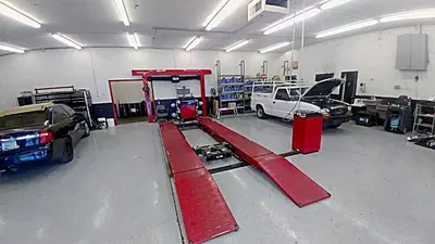 Lee's Auto Specialist