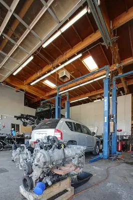 Gear Head Automotive & Transmissions