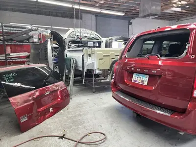 Sunn West City's Auto Body