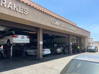 Minh's Auto Service
