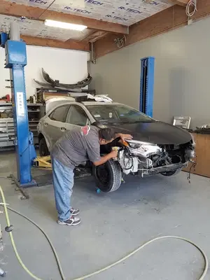 Fernando's Auto Body