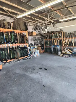 Ruiz Auto Glass