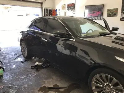 Auto Center