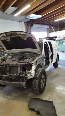 C & R Auto Body Shop
