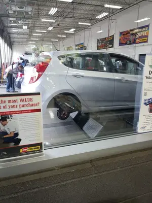 Les Schwab Tire Center