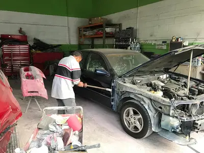 R&S AUTO BODY REPAIR