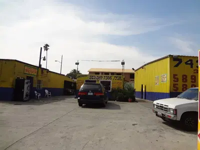 Wholesale Brother Auto Glass Inc.