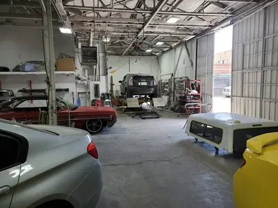 Eddie's Lincoln Auto Body
