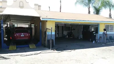 Manuel's Tires Shop
