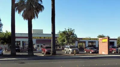 Les Schwab Tire Center