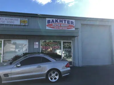 Bakhter Auto Body & Repair