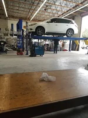 Almazan Auto Repair