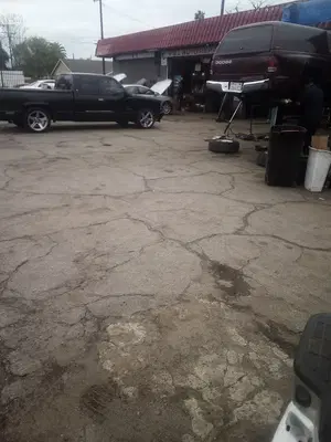 V & L Auto Repair