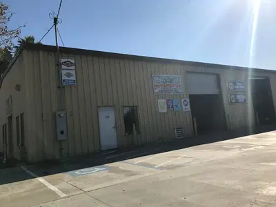 J & T Automotive