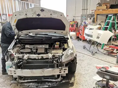 Mahoods Collision and Auto Body Center
