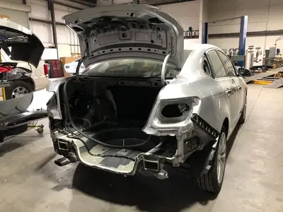 Foster's Body & Paint