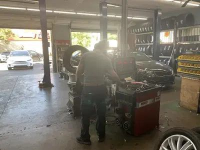 Payless Brakes & Tires
