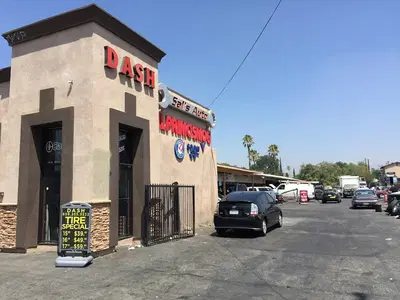 Sal's Garage 909