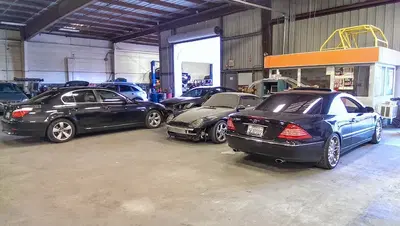 Rainbow Auto Center