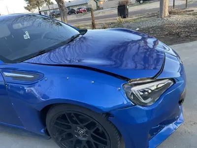 Louie's Auto Body