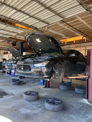 Brands Auto Body & Repair