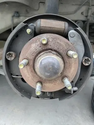 Dave's Automotive