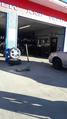 Perez Wheels & Tires