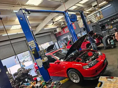 Dave's Automotive