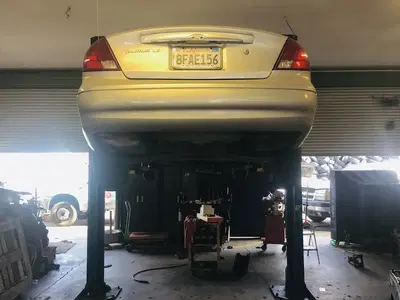 Benton's Automotive Service Specialist