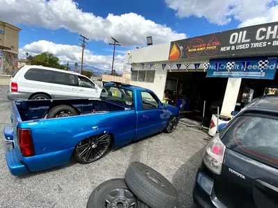 JC TIRES & OIL
