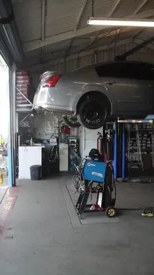 Juan's Muffler Shop