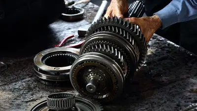 Lowell's Automotive