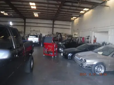 S & M Auto Body & Repair