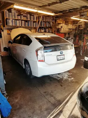 Charles Auto