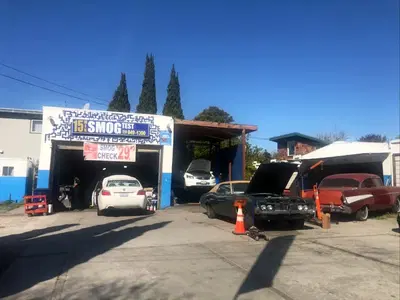 15 Minute Smog Test and Oil Change Repair Station