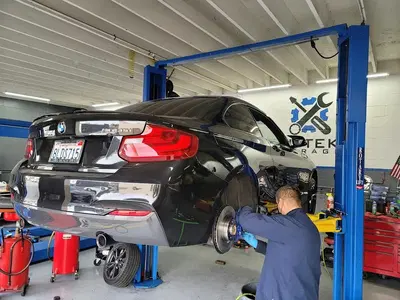 Hi-Tek Automotive