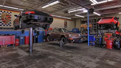 Auto Strasse Porsche Repair