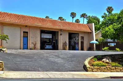 Muñoz's Auto Repair