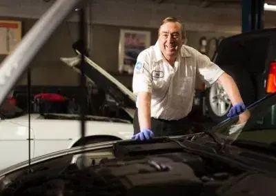 Bob Jarrett Land Rover Jaguar Aston Martin Service & Repair