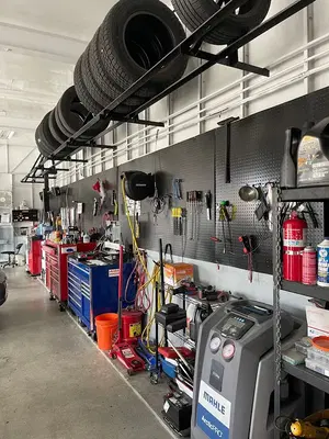 UNITED AUTO REPAIR AND TIRES
