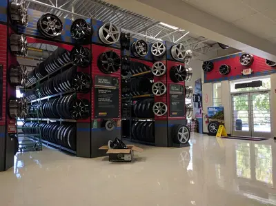 Les Schwab Tire Center