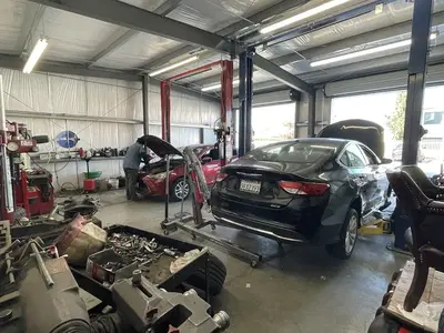 MCC TIRE WAREHOUSE