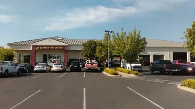 Les Schwab Tire Center