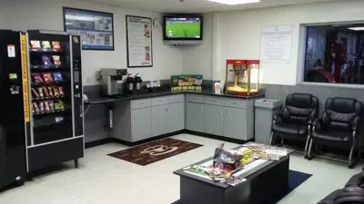 Les Schwab Tire Center