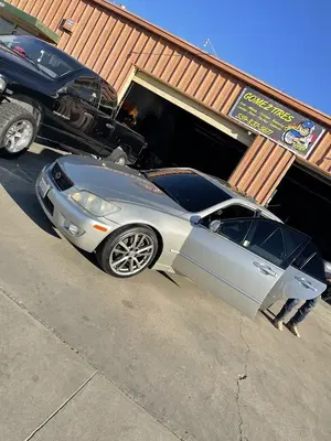 Gomez Tires
