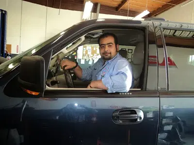 S & M Auto Center