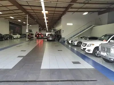 W.I. Simonson Mercedes-Benz Service Center